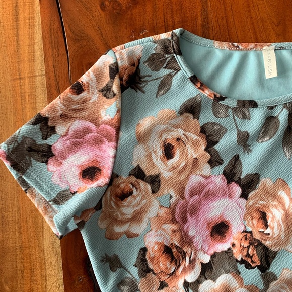 PinkBlush Light Blue Floral Maternity Dress - Picture 3 of 7